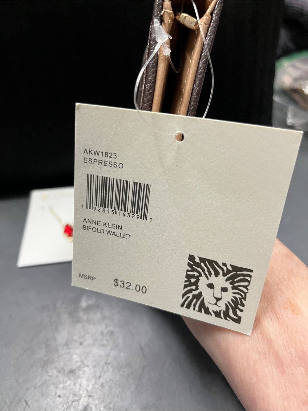 NWT Kendra Scott Red Diamond-Shaped Pendant Necklace - NWT AK Bi Fold Wallet - Picture 6 of 11